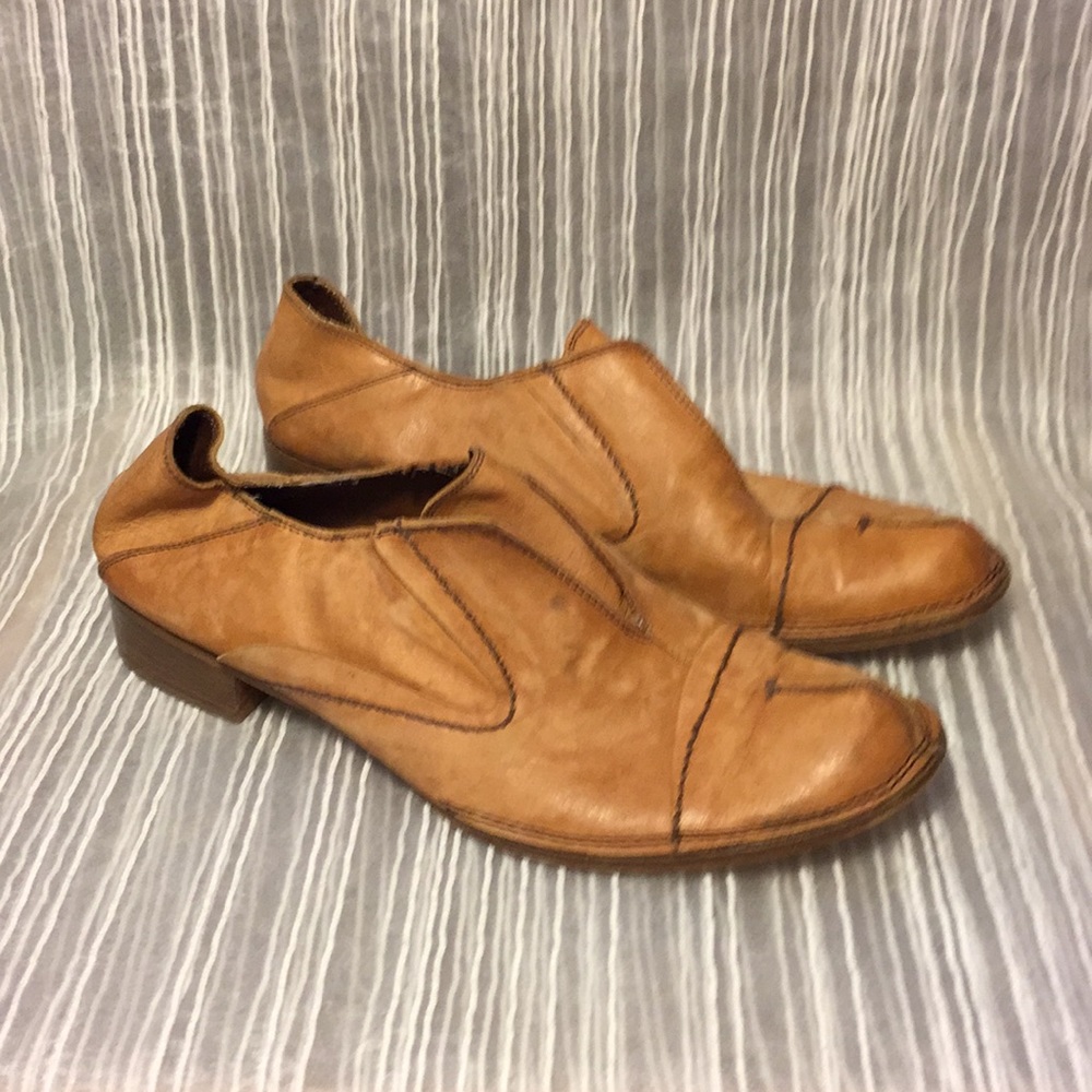 Alberto Fermani flats - Picture 1 of 5